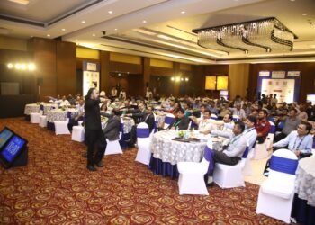 What are the top advantages of going for sales training in Mumbai?