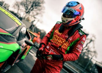 What does a racing suit do?