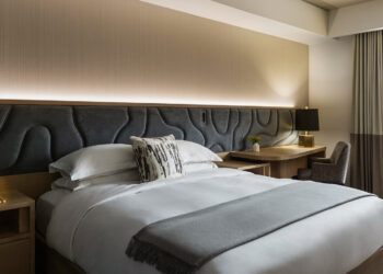 best hotel in bakersfield california