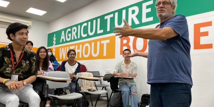 You can support Israeli charities by making a donation 