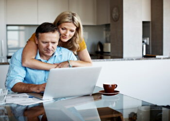 “Expert Tips for Navigating the Lancashire Real Estate Market”