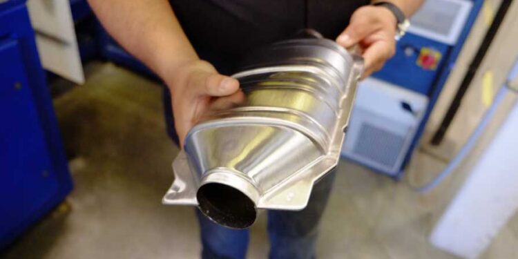 How Catalytic converter works?
