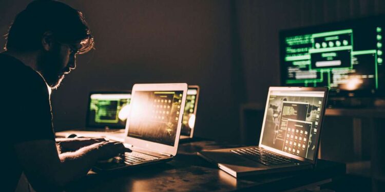 7 requests to Hire a real Hacker to hack