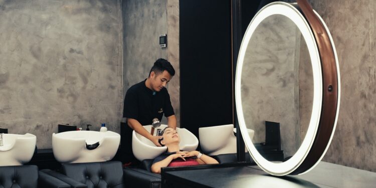 From Passion to Profit: Launching Your Beauty Business