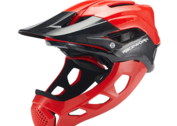 Youth Helmets: Safety Meets Style