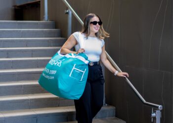 How Tablecloth Laundry Services Elevate Dining and Event Experiences